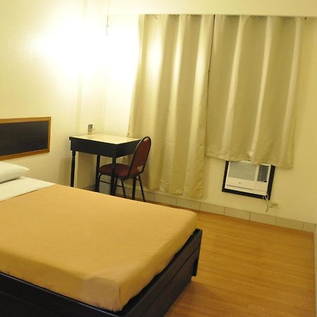 Iloilo Midtown Hotel Kültér fotó
