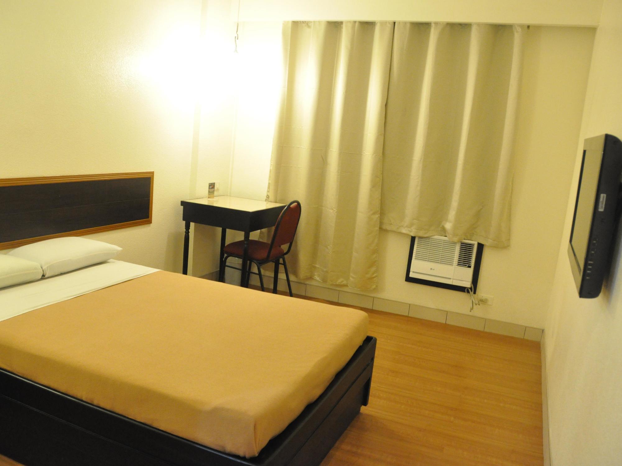 Iloilo Midtown Hotel Kültér fotó